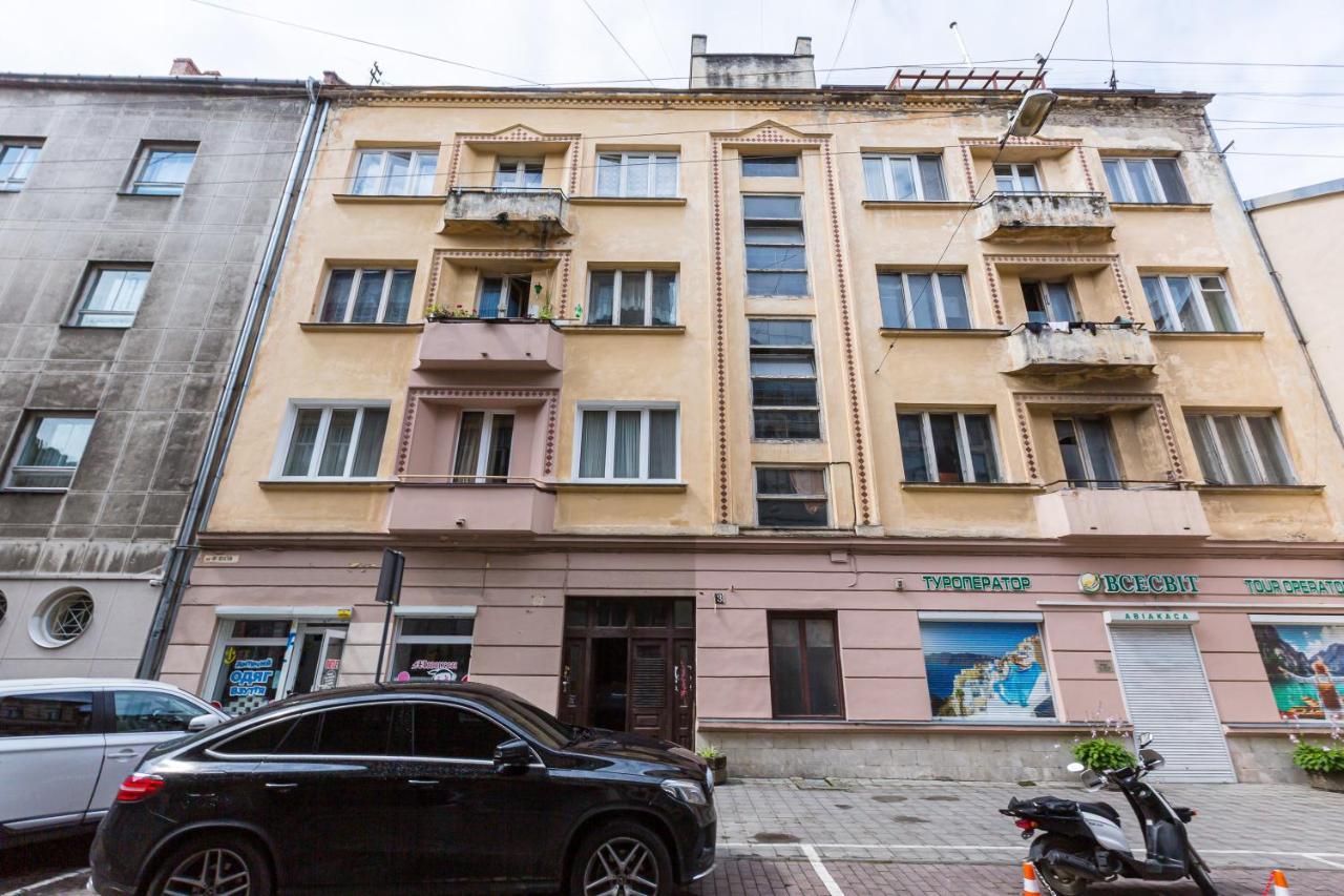 Подобово У Місті Львові На Вулиця Ференца Ліста 3 Біля Палацу Мистецтв Центр Kültér fotó